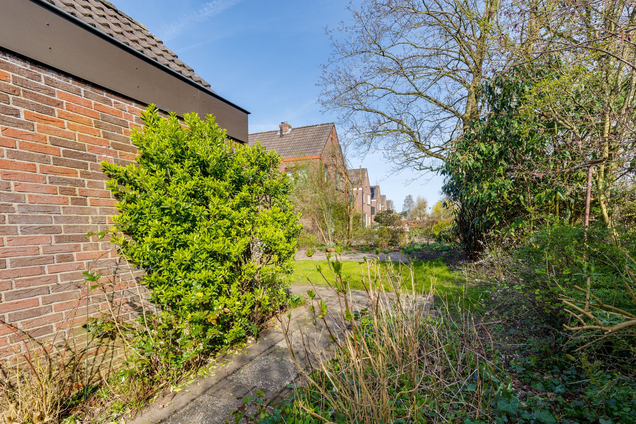 Spacious Semi-Detached Home with Park Views in Lichtenvoorde — 30