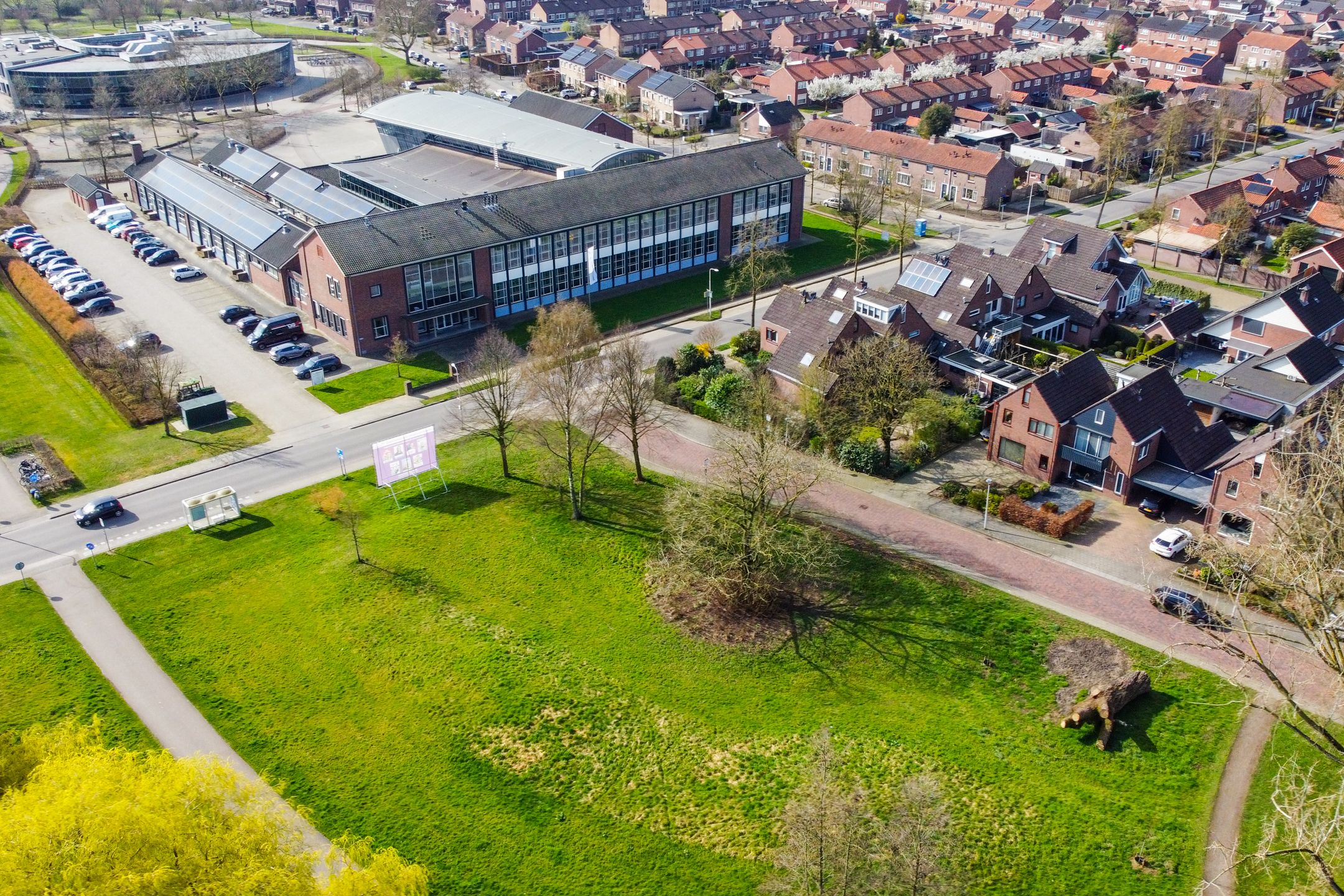 Spacious Semi-Detached Home with Park Views in Lichtenvoorde — 39