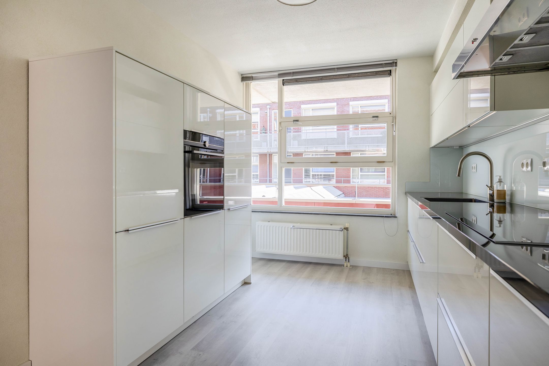 Spacious and Light Apartment with West-Facing Balcony in IJsselstein — 27
