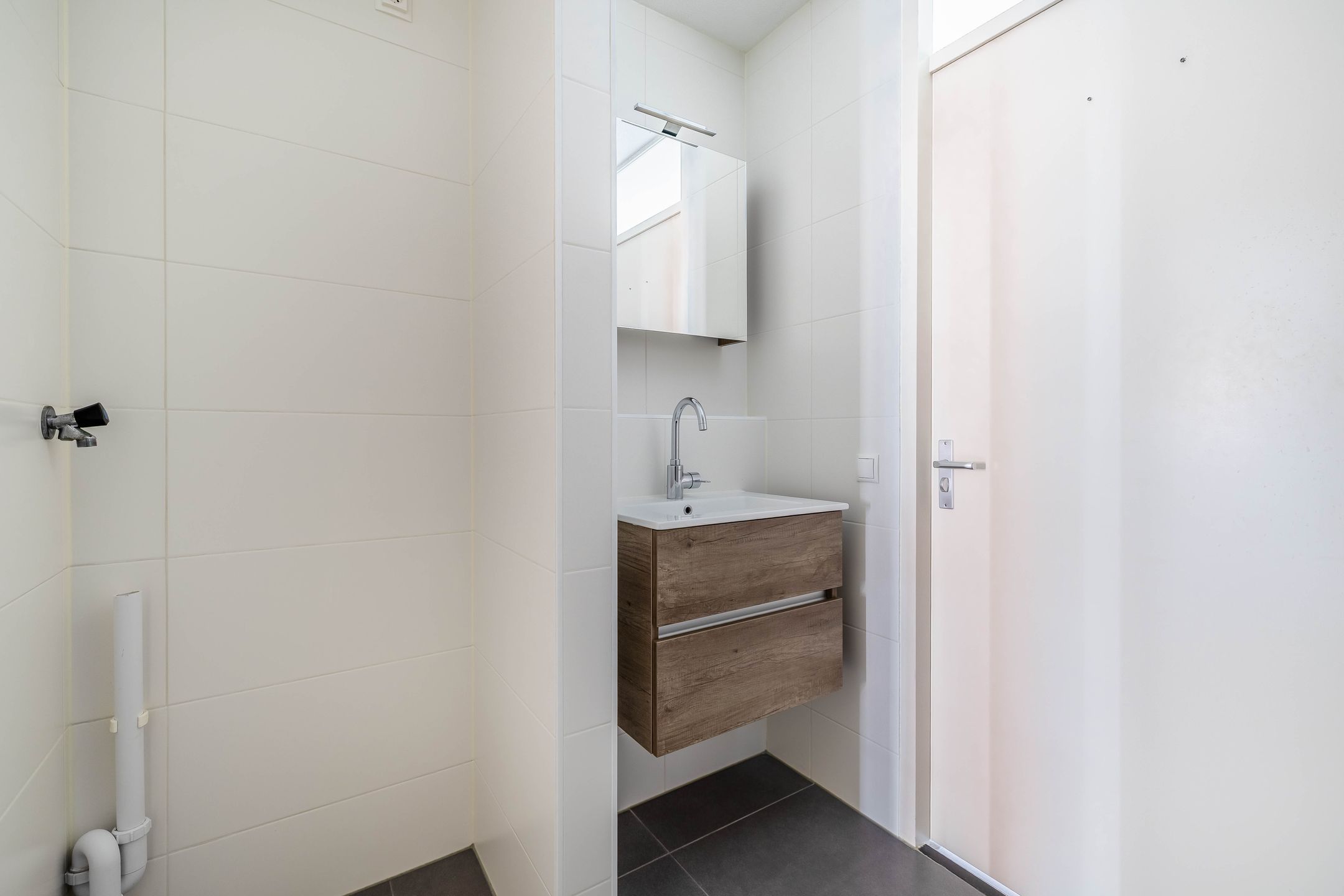 Spacious and Light Apartment with West-Facing Balcony in IJsselstein — 32