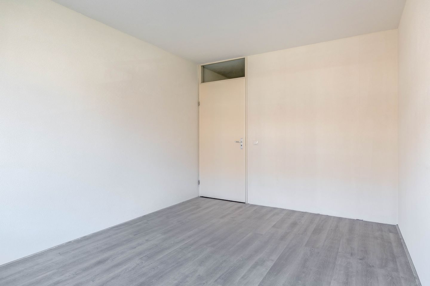 Spacious and Light Apartment with West-Facing Balcony in IJsselstein — 34