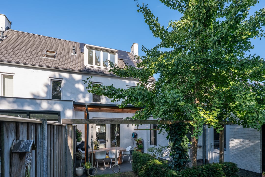 Spacious semi-detached family home in wooded Nuenen-Oost — 47