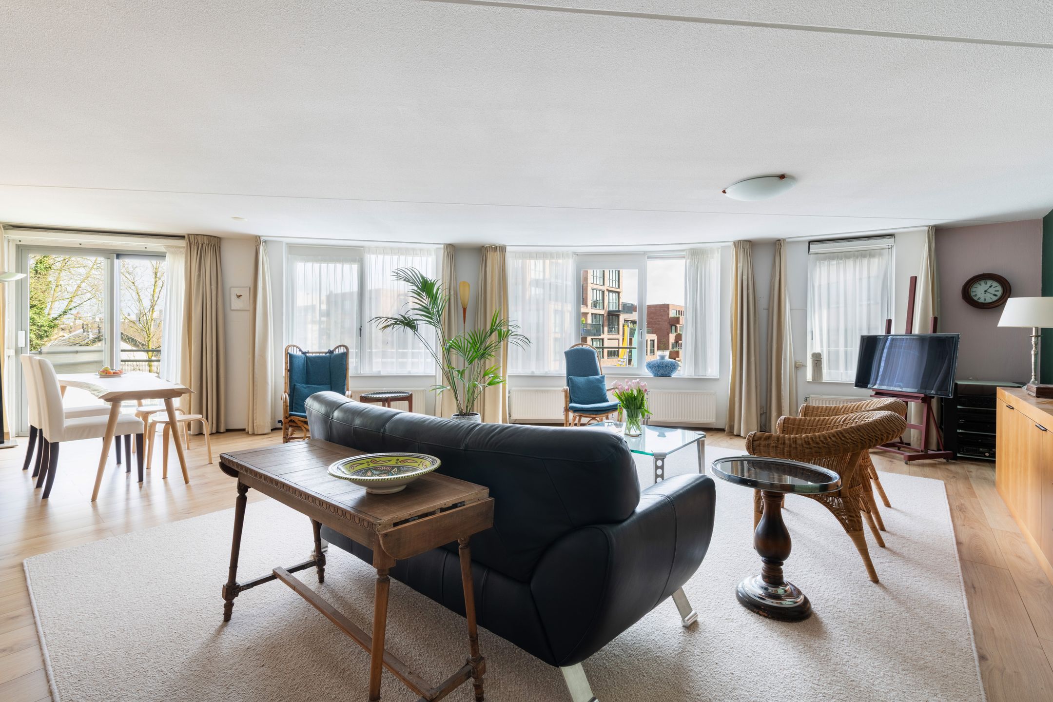 Foto 18 van Weeshuislaan 81