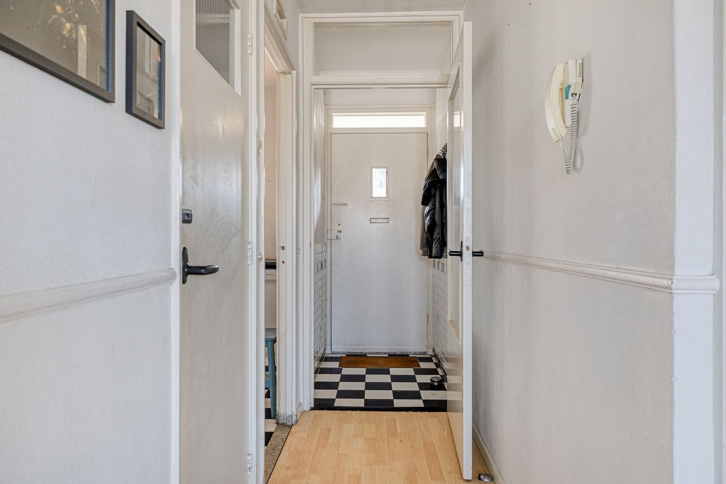 Photo 10 of Okeghemlaan 19-B