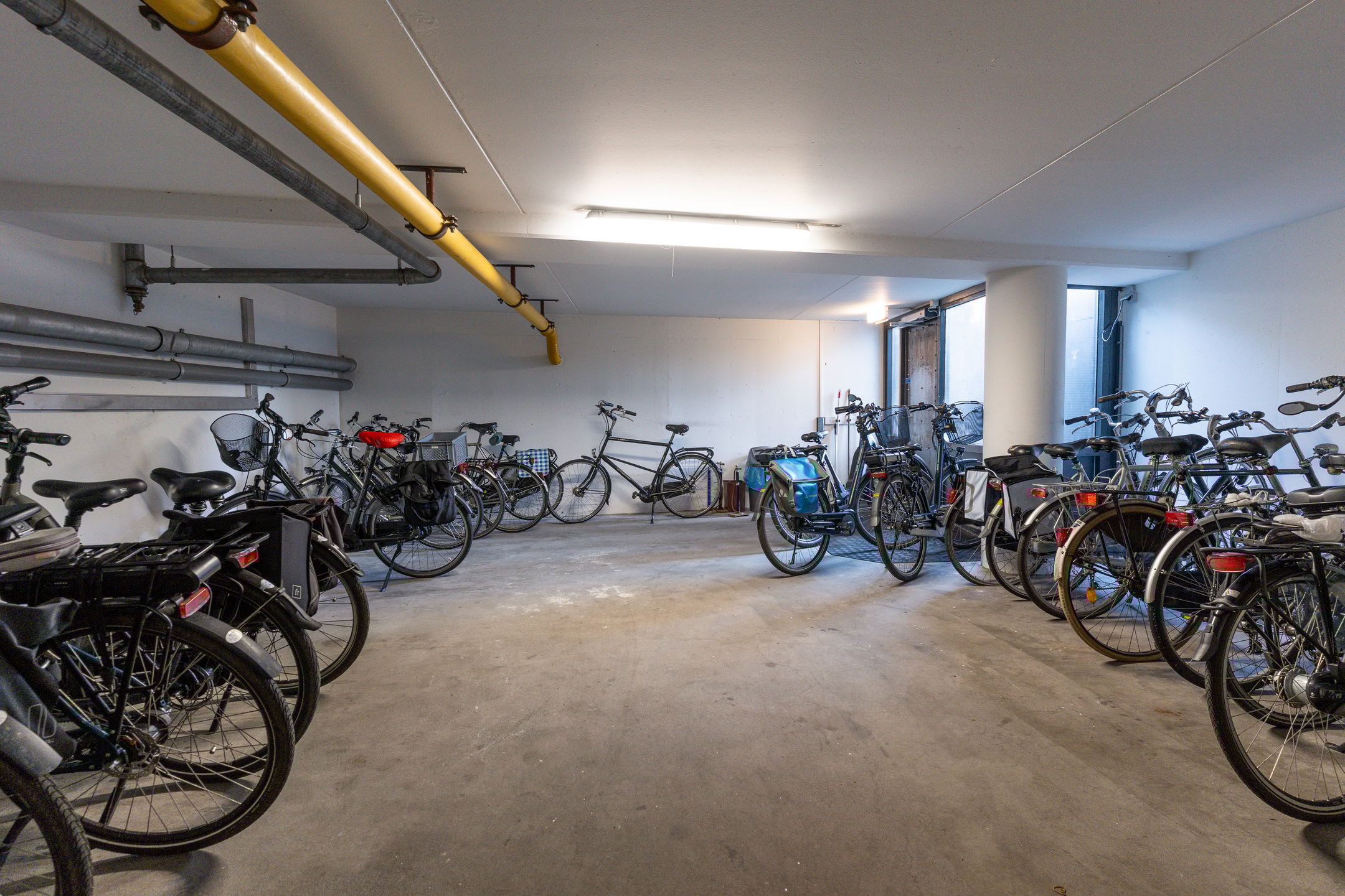 Foto 39 van Weeshuislaan 81