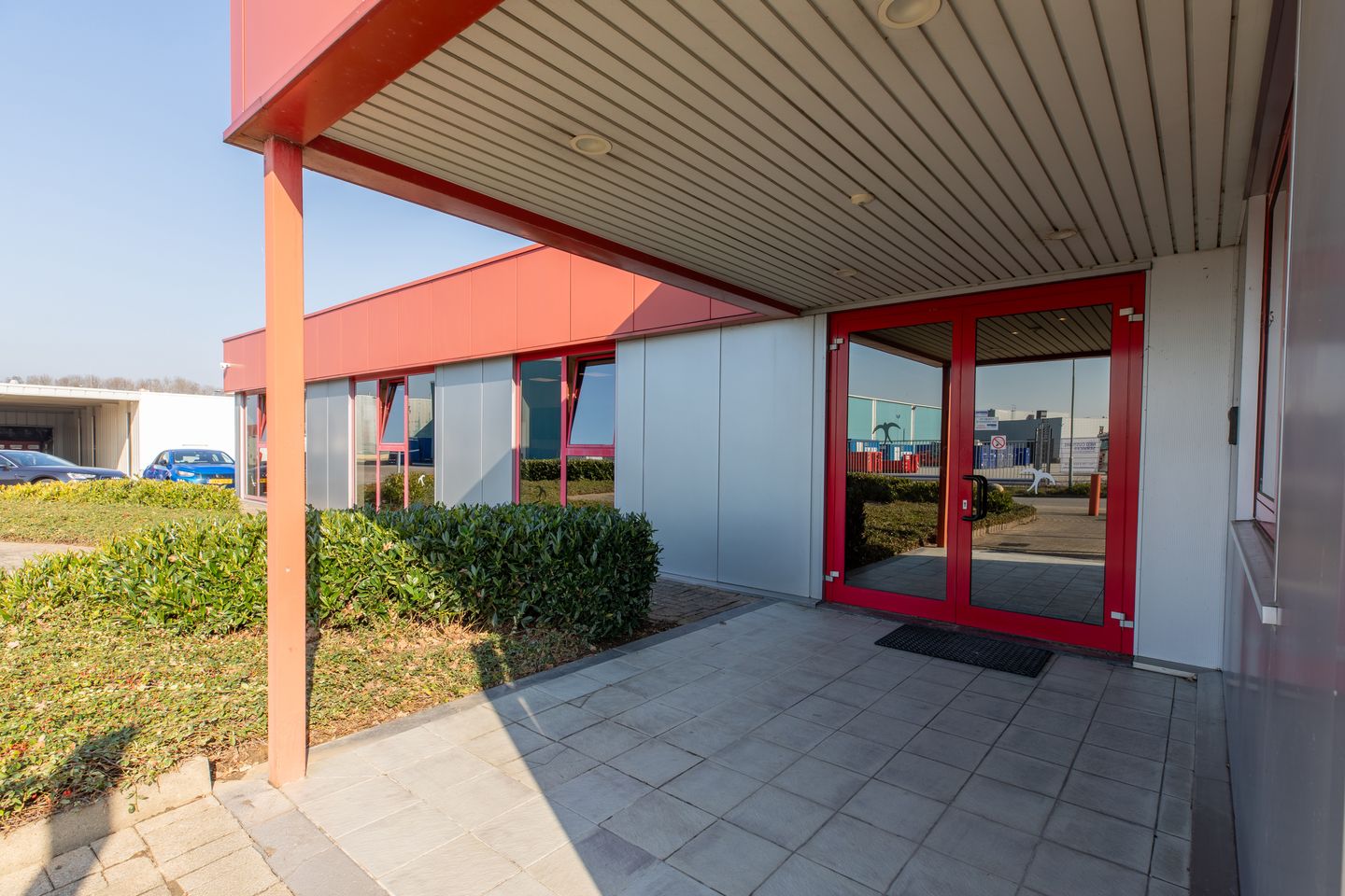 View photo 2 of Gronsvelderweg 4