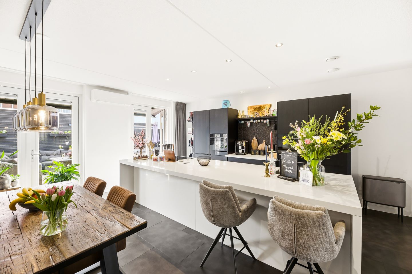 Foto 19 van Herbie Mannstraat 1