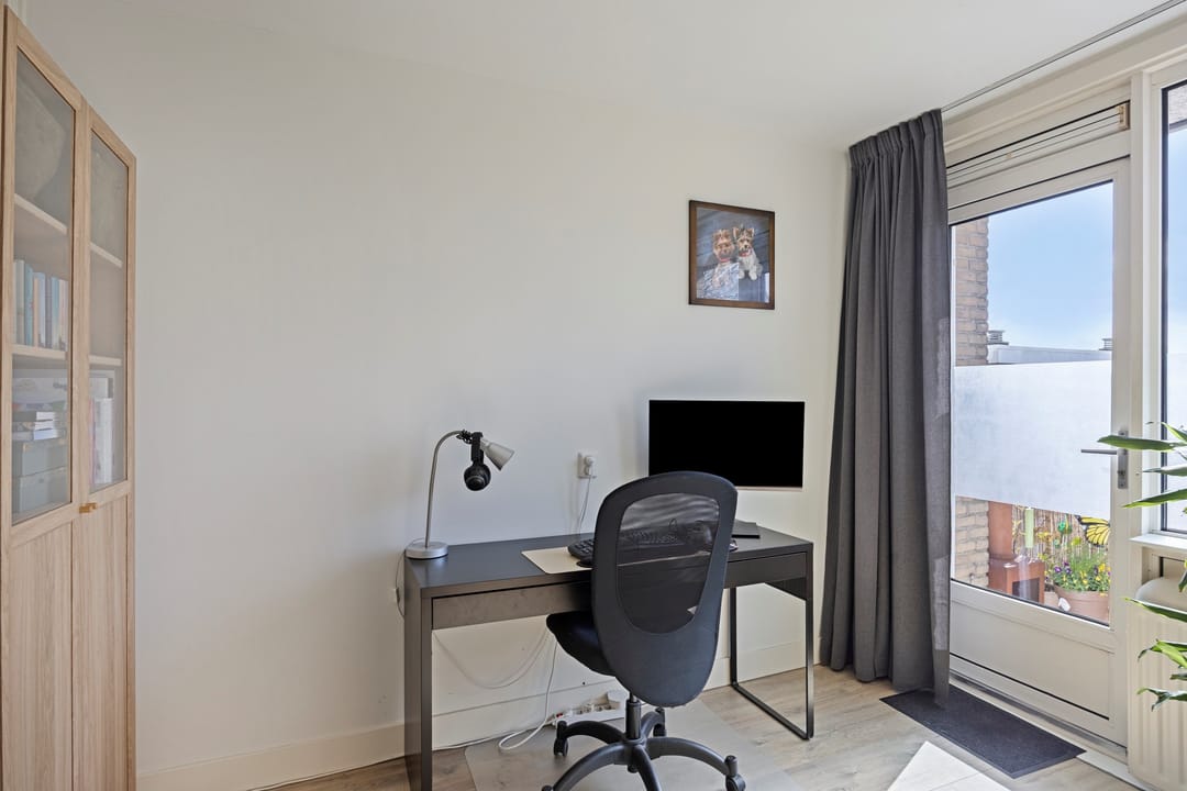 Photo 31 of Van Ostadehof 27