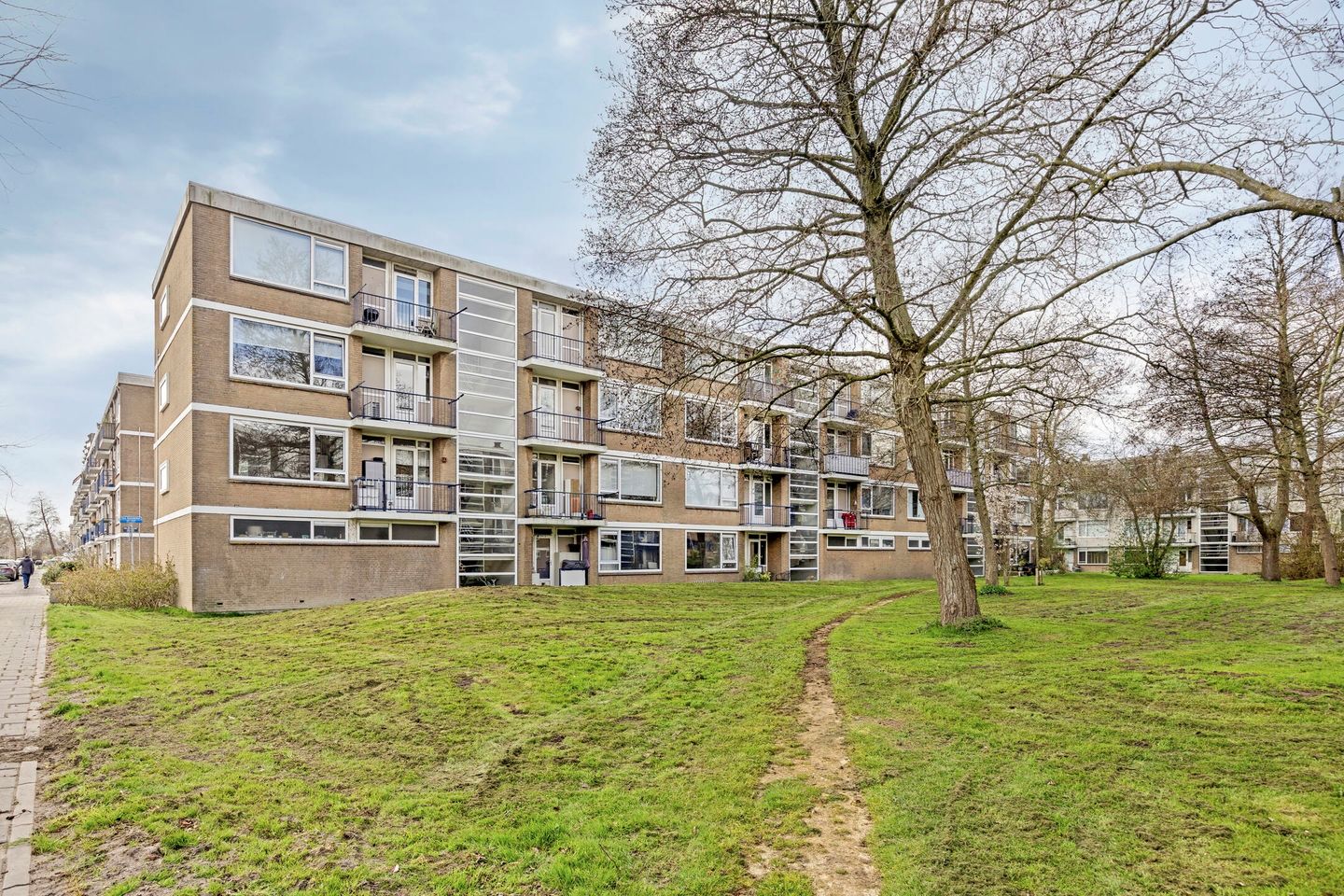 Photo 44 of Van Ostadehof 27