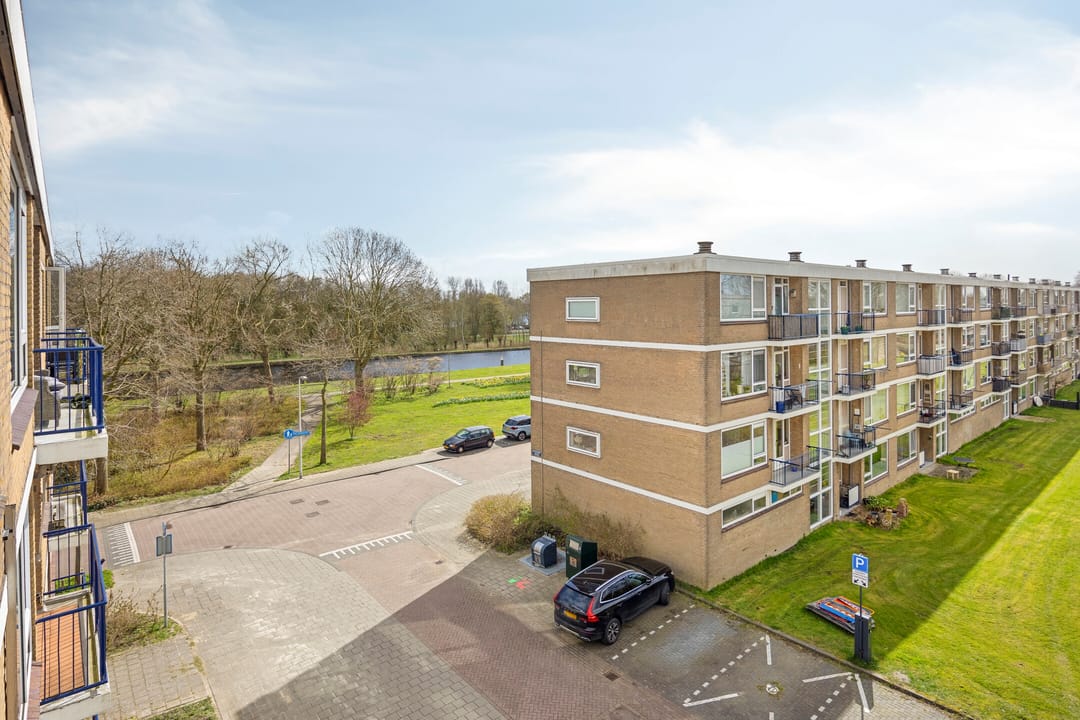 Photo 43 of Van Ostadehof 27