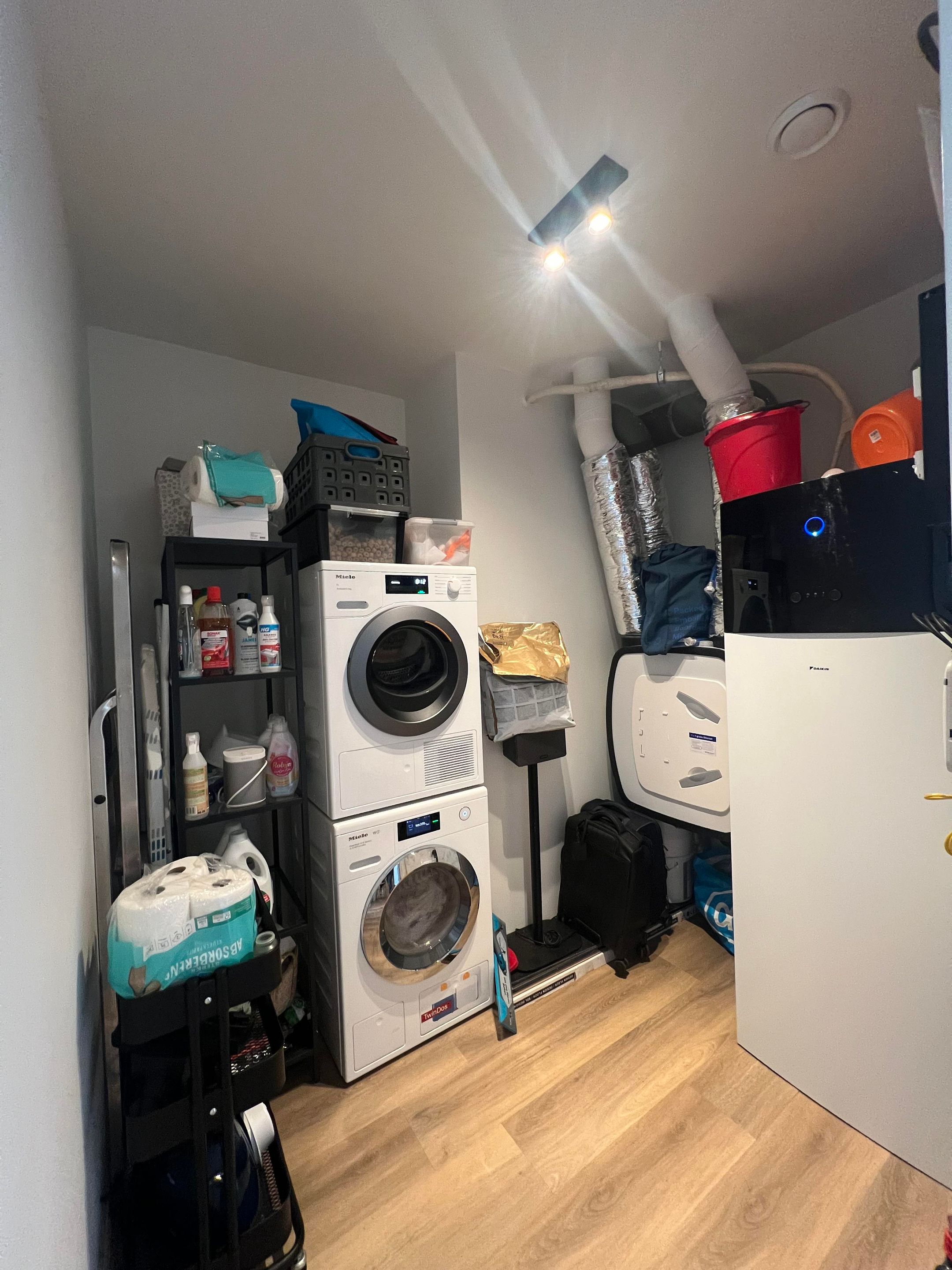 Photo 18 of Eindhovenseweg 29-L