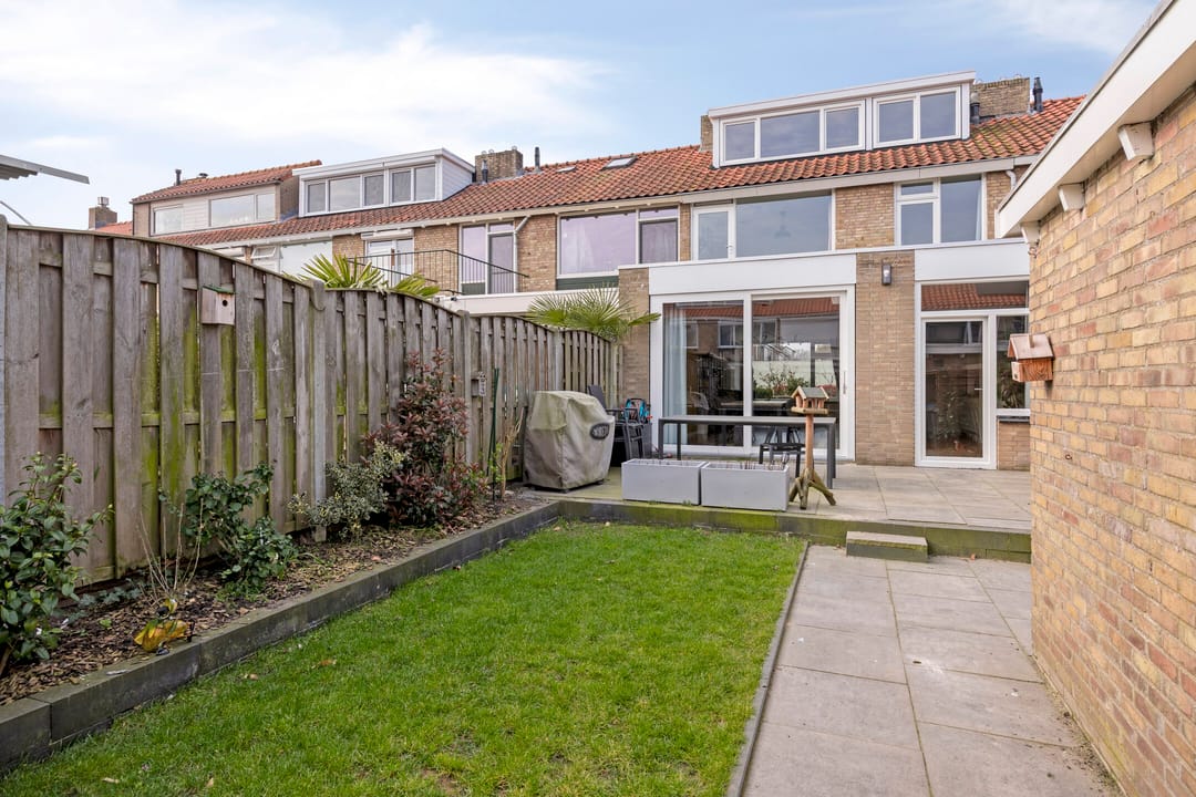 Photo 37 of Gounodstraat 10