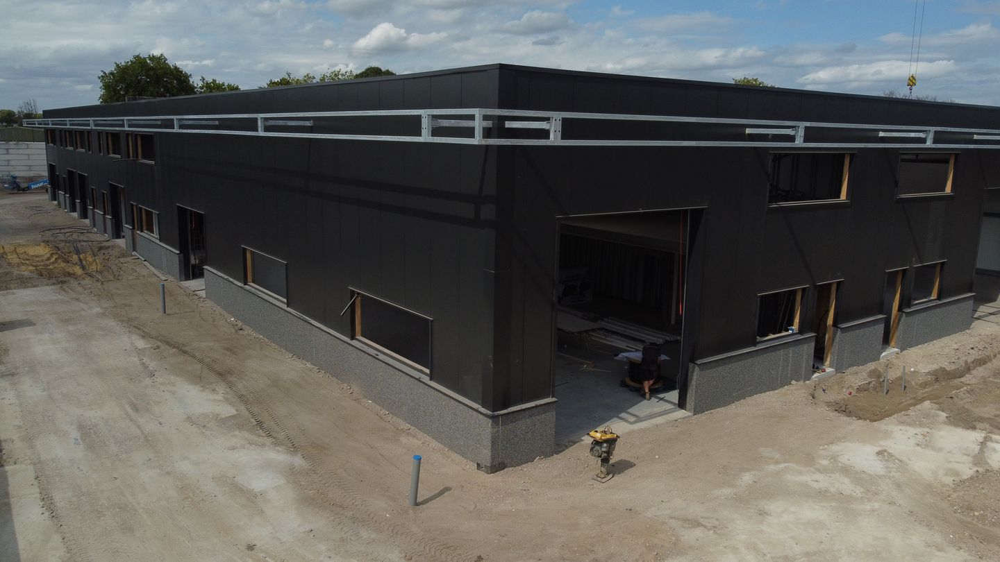 View photo 1 of Industrieweg