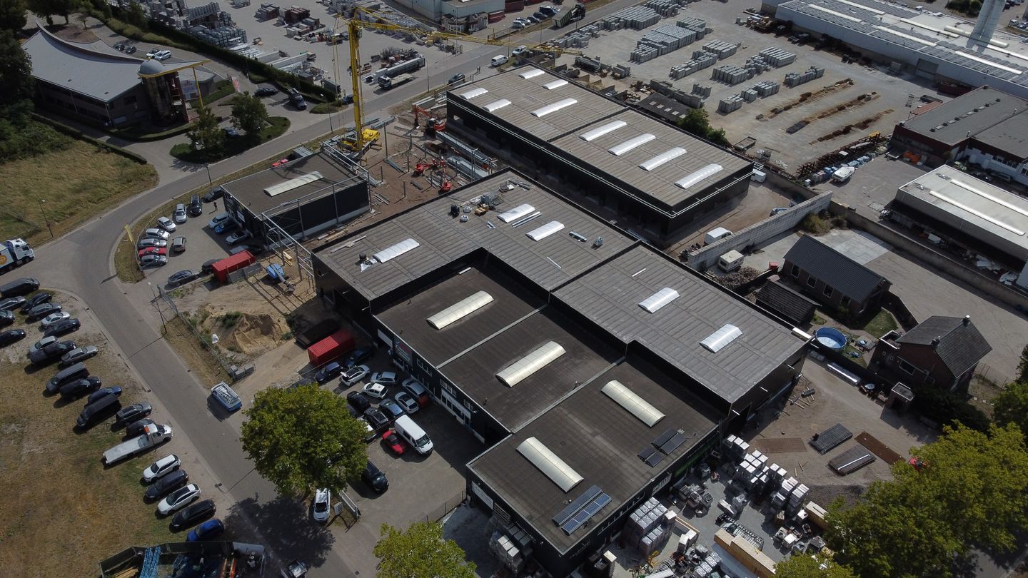 View photo 4 of Industrieweg