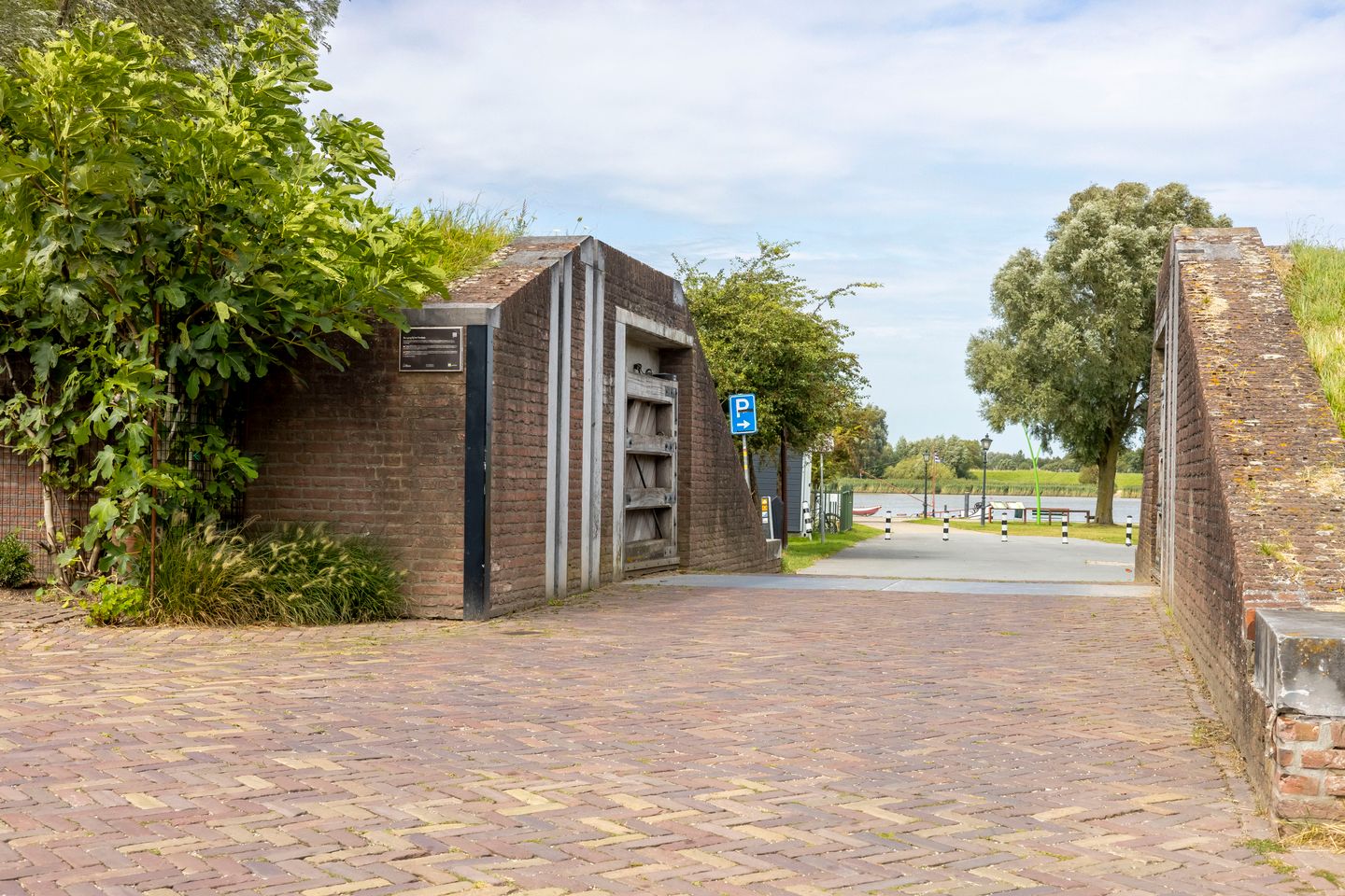 Photo 34 of Bij de Kerk 14