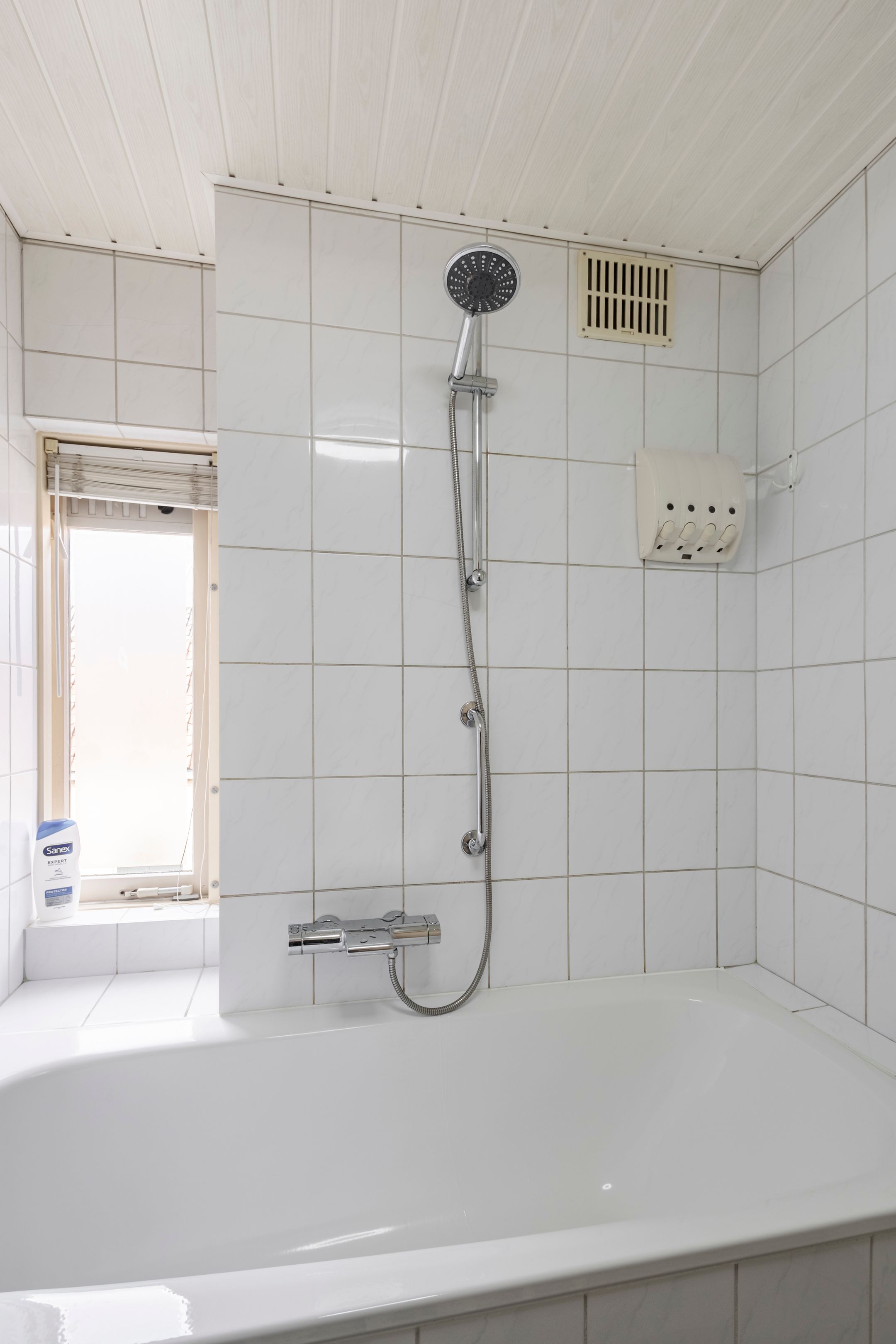 Photo 21 of Bij de Kerk 14