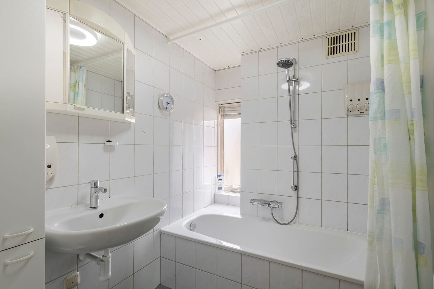 Photo 19 of Bij de Kerk 14