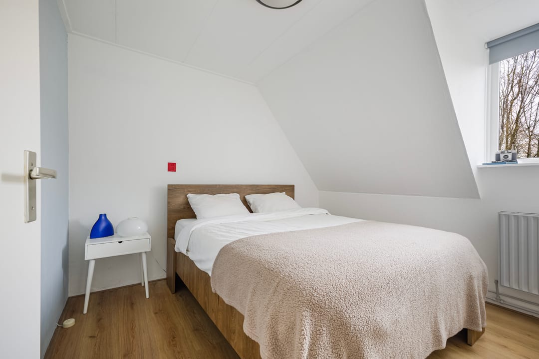 Well-maintained terraced house with four bedrooms and south-facing garden in Leeuwarden — 34