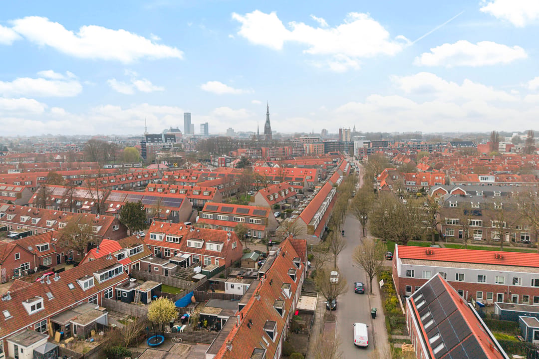 Well-maintained terraced house with four bedrooms and south-facing garden in Leeuwarden — 44