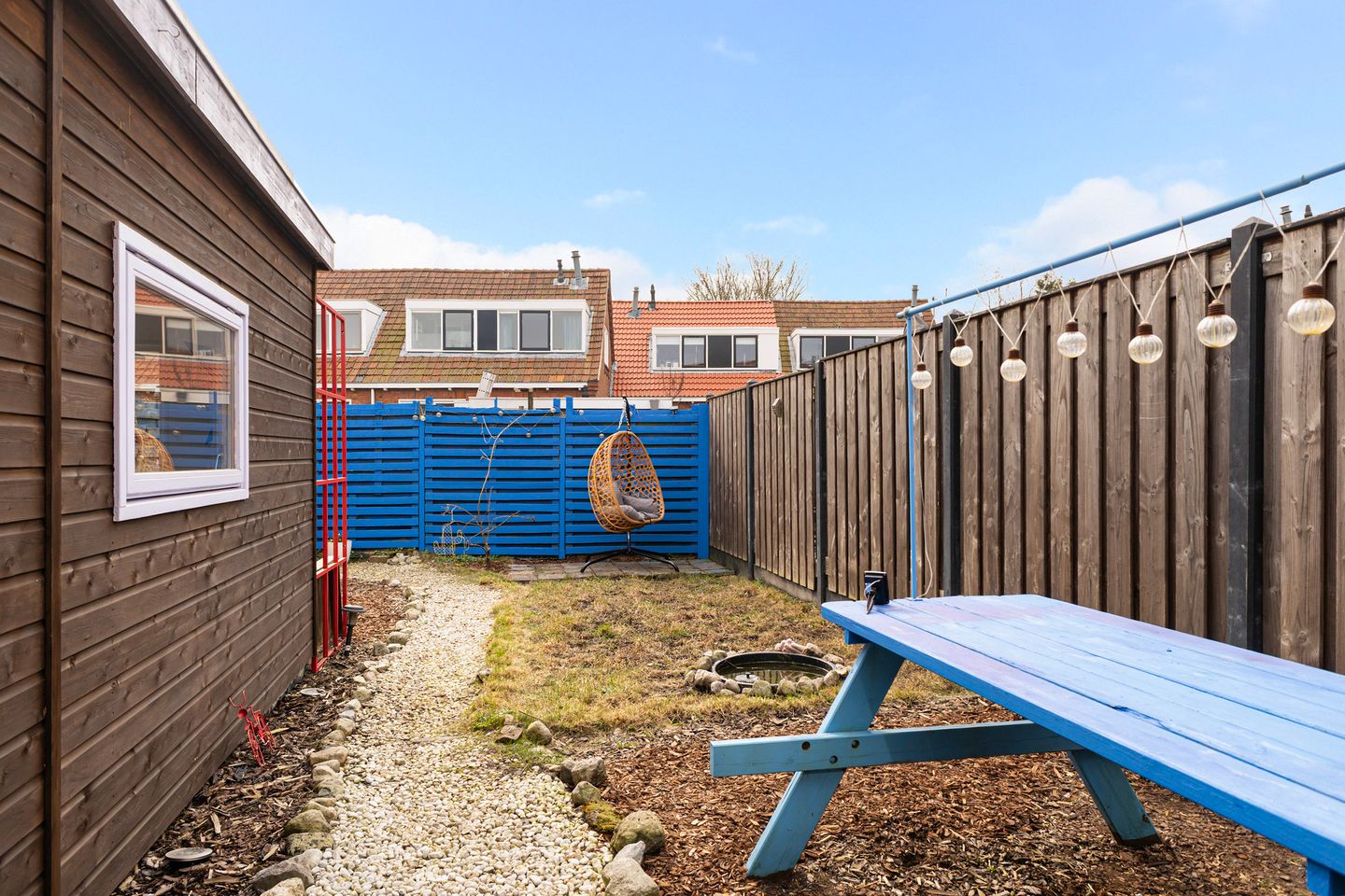 Well-maintained terraced house with four bedrooms and south-facing garden in Leeuwarden — 22