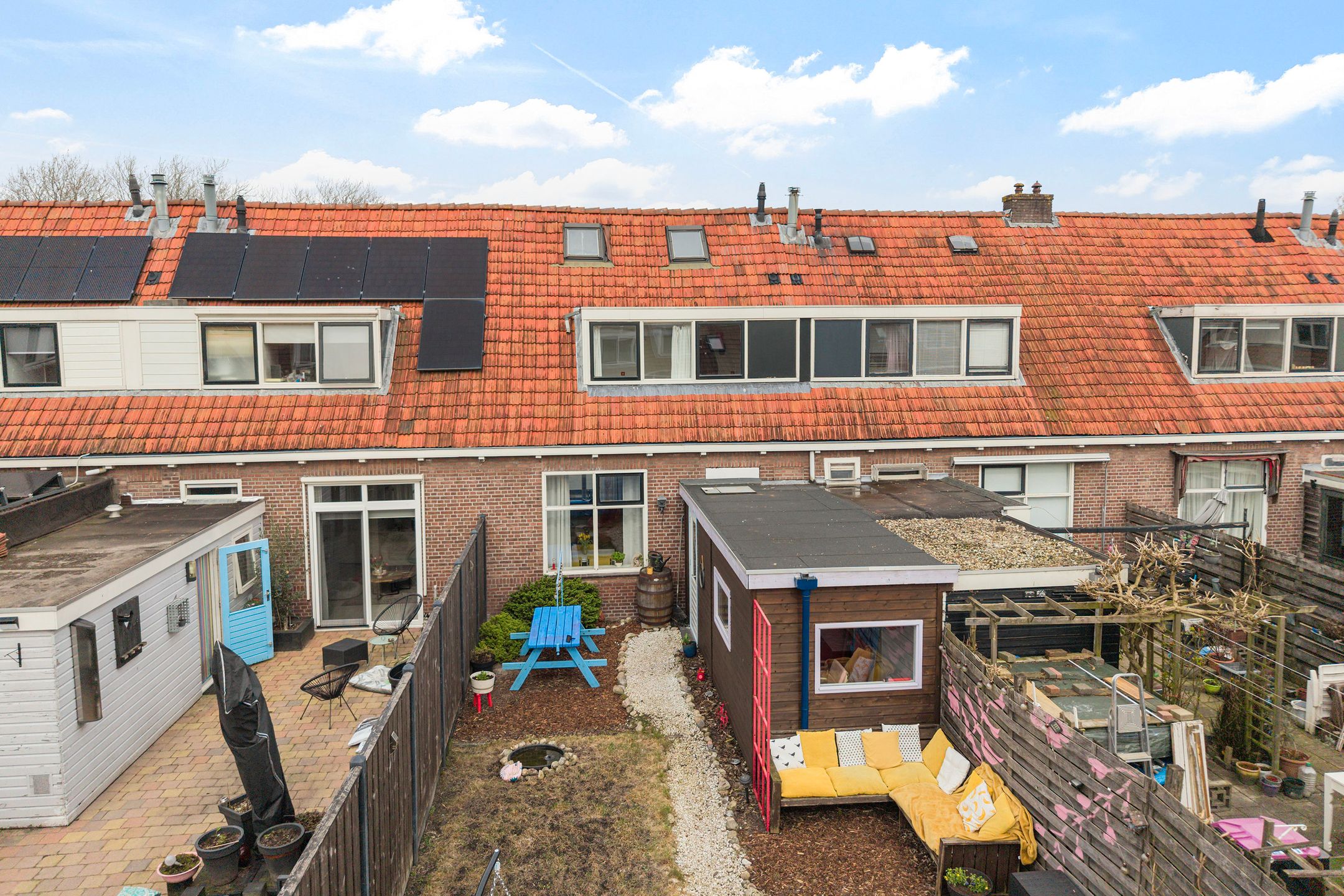Well-maintained terraced house with four bedrooms and south-facing garden in Leeuwarden — 27