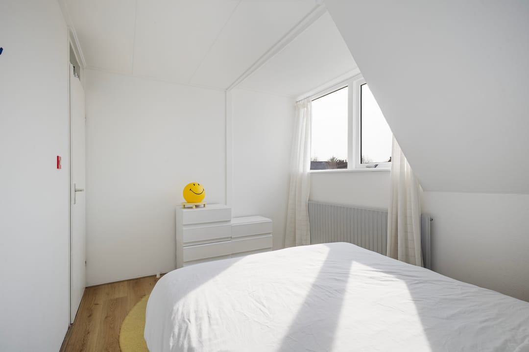 Well-maintained terraced house with four bedrooms and south-facing garden in Leeuwarden — 35