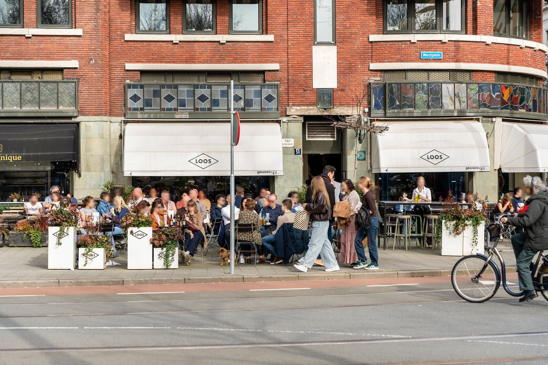 Foto 24 van Van Vollenhovenstraat 3-324