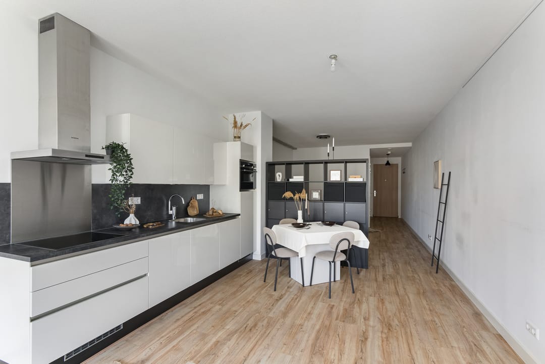 Foto 2 van Van Vollenhovenstraat 3-324