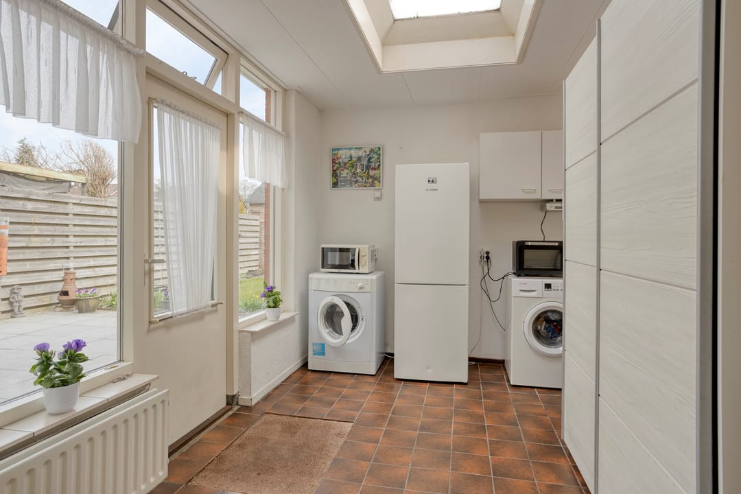 Foto 16 van burgemeester Wijniastraat 36