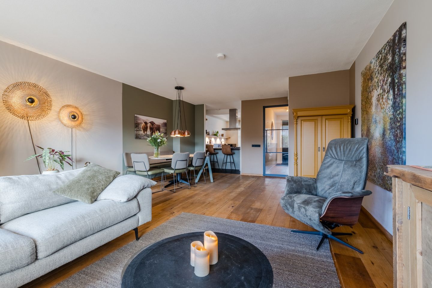 Spacious Family Home with Sunny Southwest Garden in De Hoven — 16