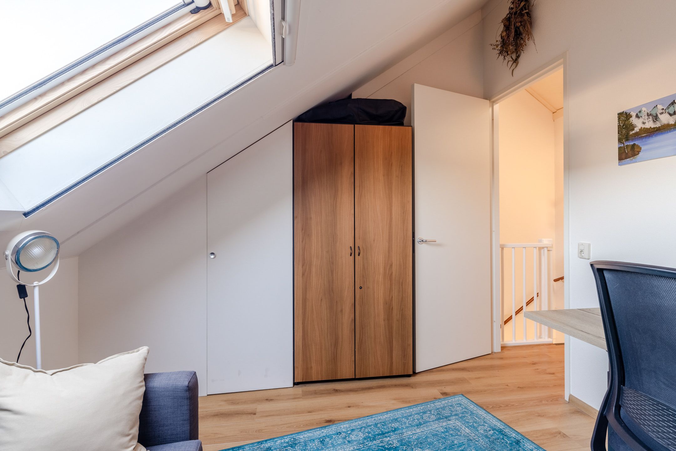 Spacious Family Home with Sunny Southwest Garden in De Hoven — 54