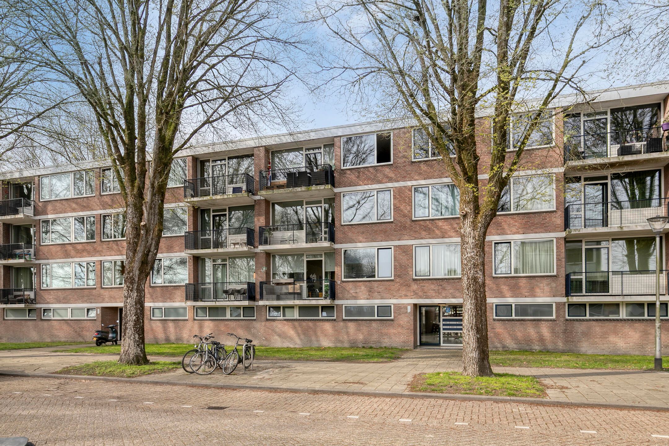 Foto 42 van Muiderslotstraat 33