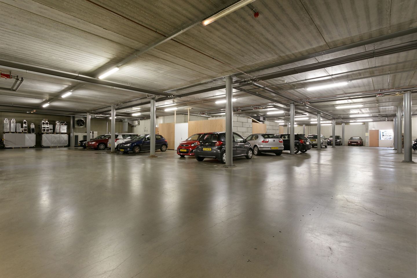 Bekijk foto 4 van Jan Tinbergenstraat 4