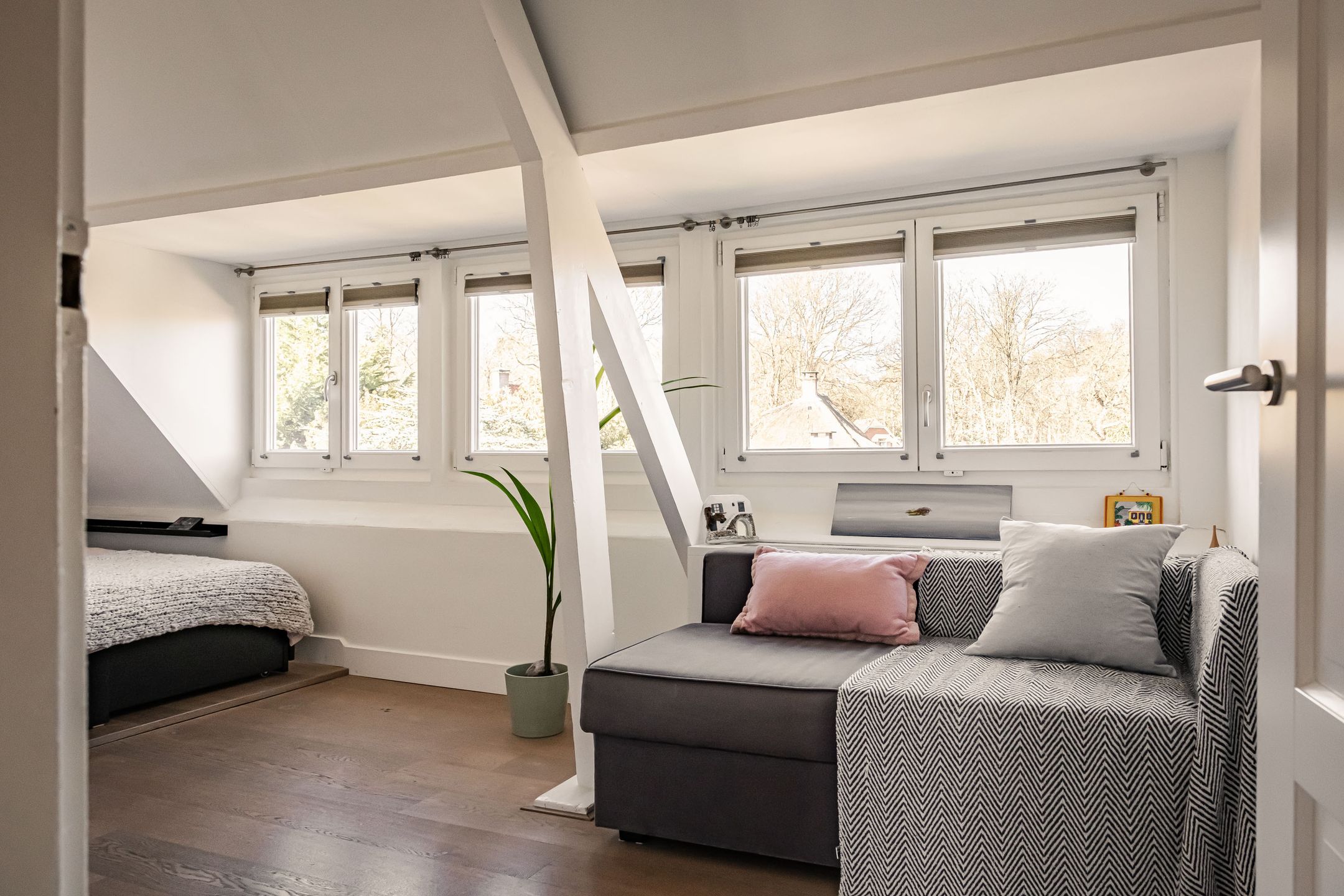 Foto 48 van Zonnebloemlaan 32