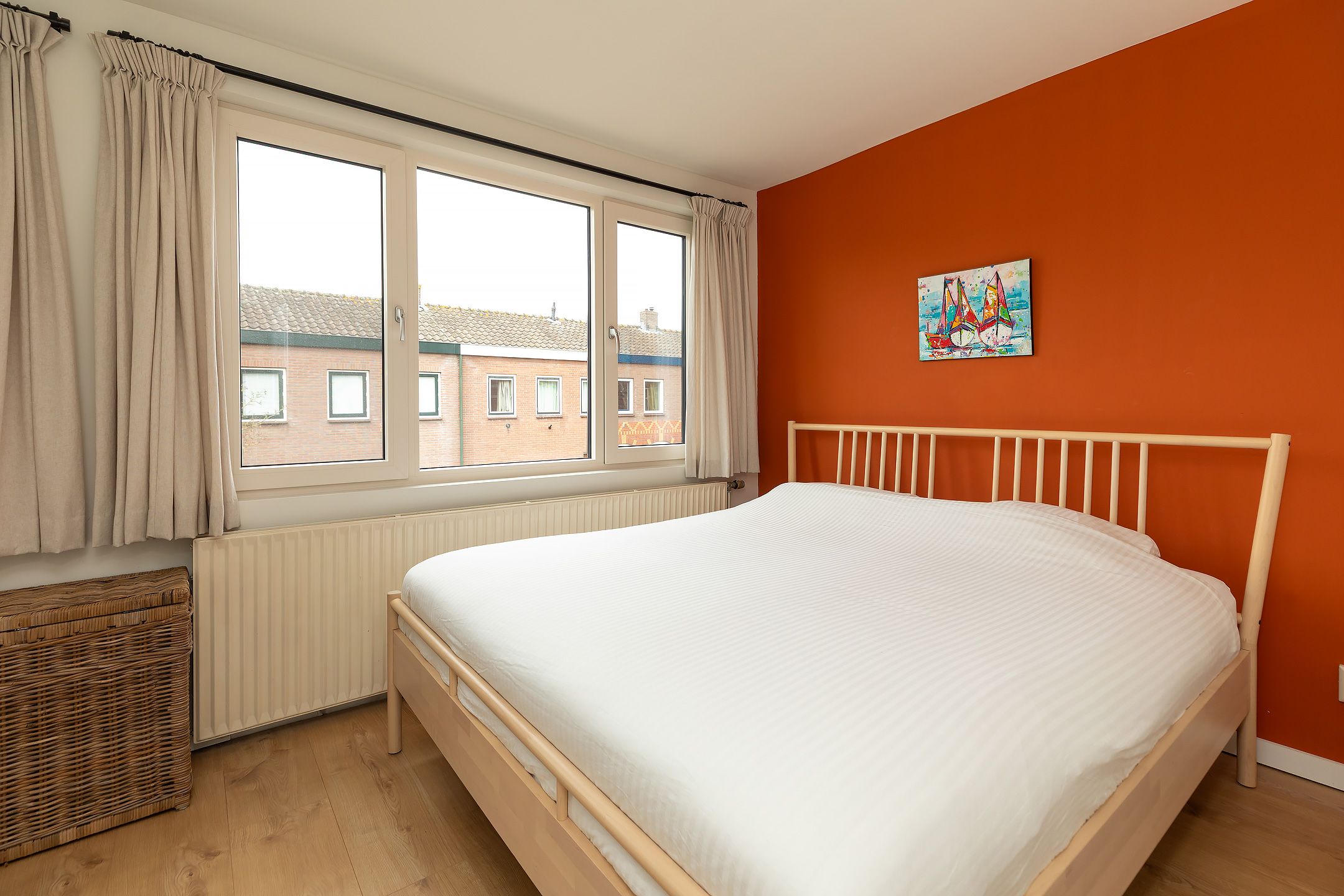 Charming Corner Home with Exceptionally Large South-Facing Garden Near Hilversum Center — 17