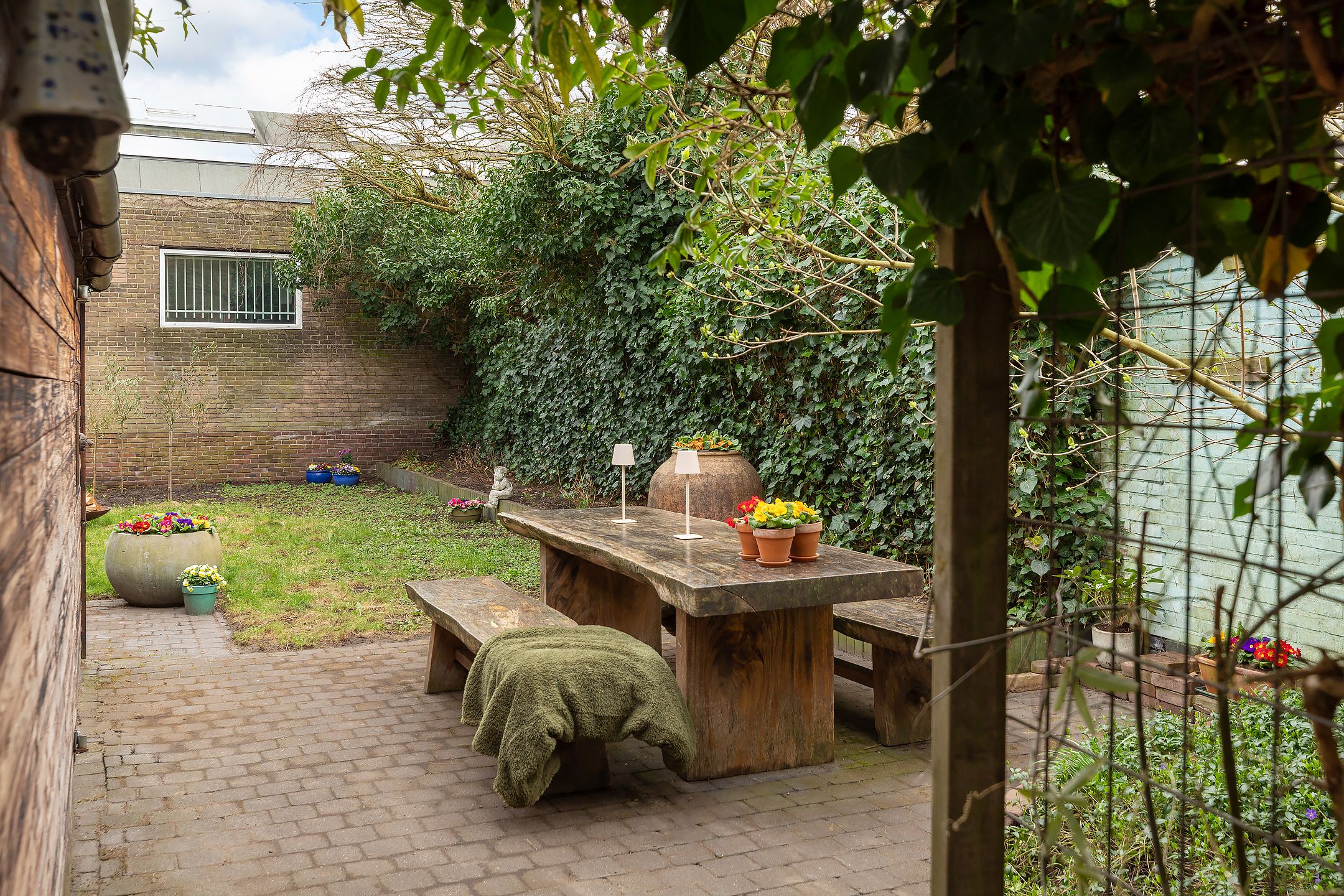 Charming Corner Home with Exceptionally Large South-Facing Garden Near Hilversum Center — 26