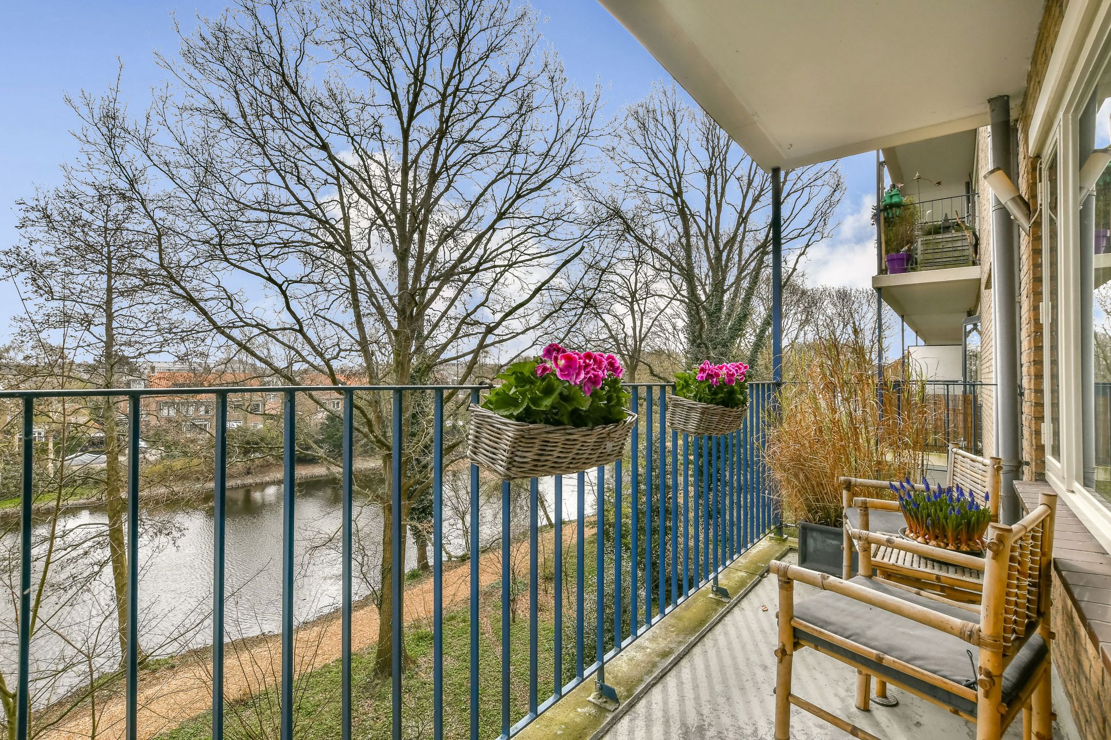 Aert van Neslaan 338