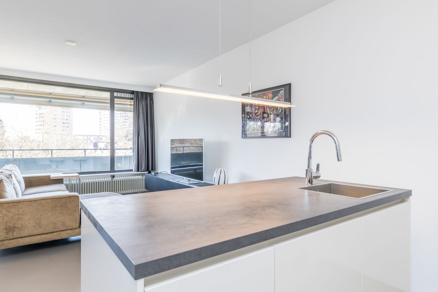 Photo 19 of Geleenstraat 71