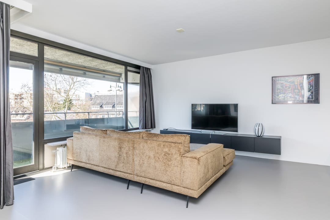Photo 22 of Geleenstraat 71