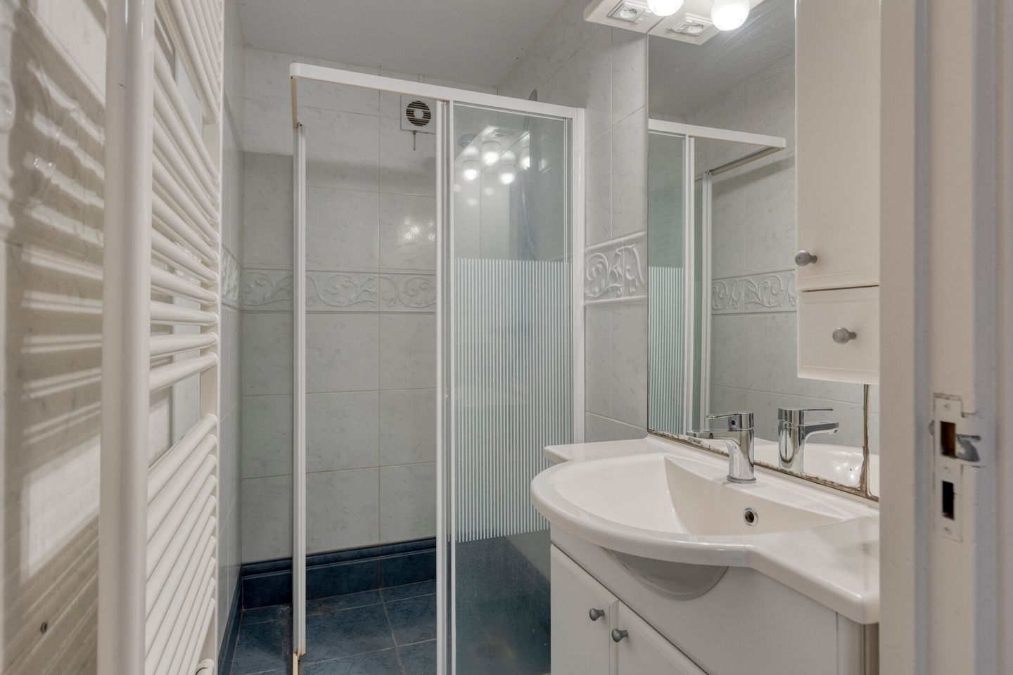 Spacious and Bright Terraced House in Quiet Residential Area — 20