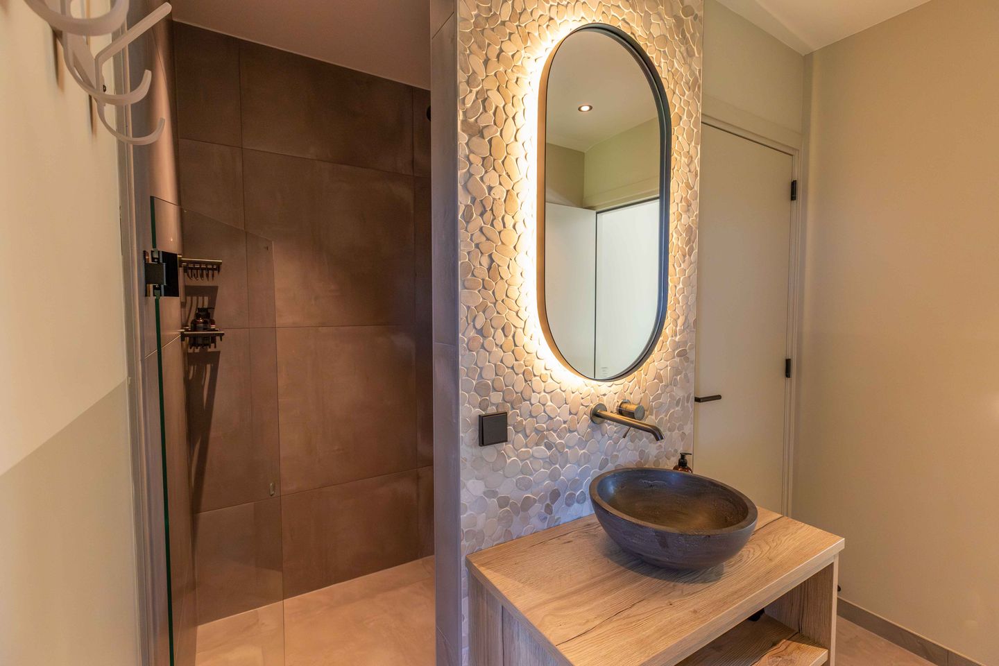 Foto 10 van De Klonjes 13