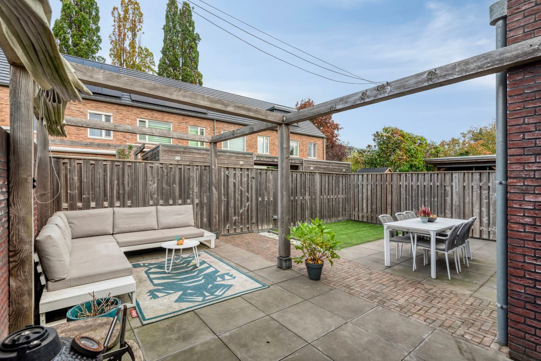 Foto 11 van Burg. Nieuwenhuijzenstraat 10-A