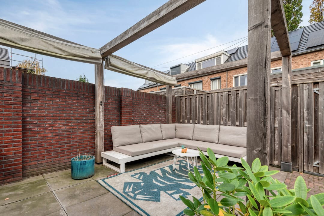 Foto 13 van Burg. Nieuwenhuijzenstraat 10-A