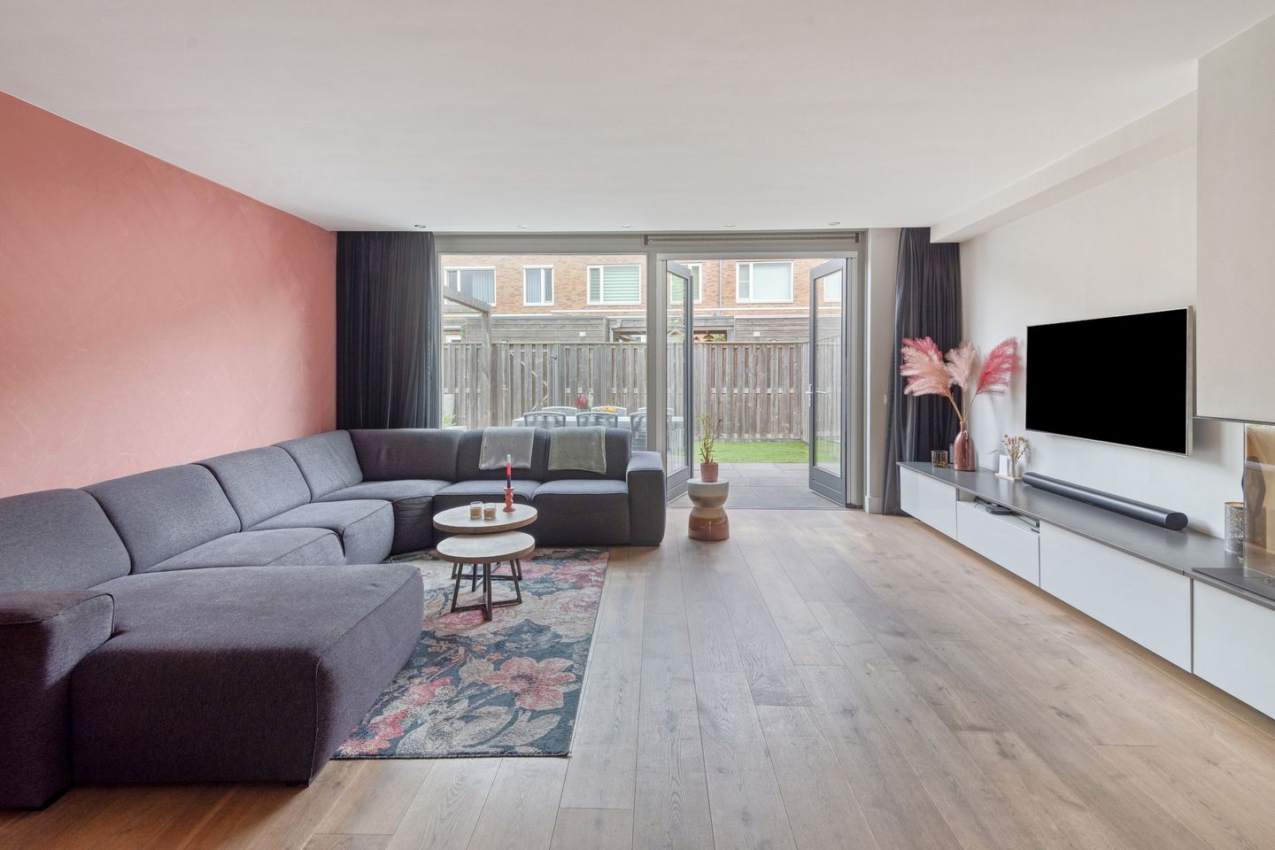 Foto 10 van Burg. Nieuwenhuijzenstraat 10-A