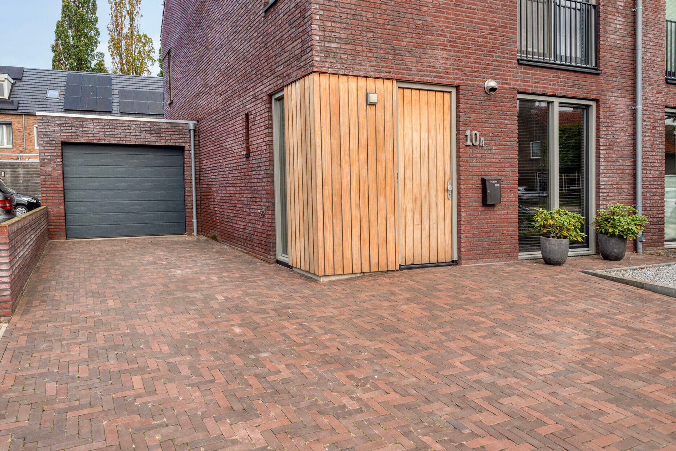 Foto 27 van Burg. Nieuwenhuijzenstraat 10-A