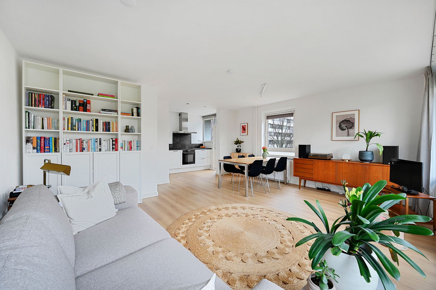 Photo 10 of Roggekamp 523