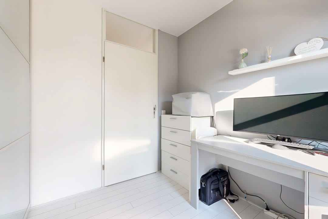 Charming corner house with sunny garden in family-friendly Molenvliet district — 16