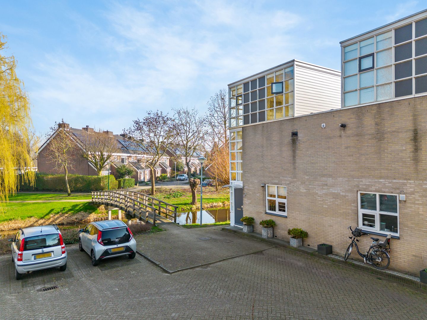 Charming corner house with sunny garden in family-friendly Molenvliet district — 28