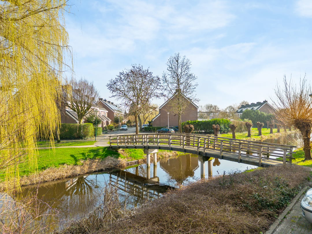 Charming corner house with sunny garden in family-friendly Molenvliet district — 31