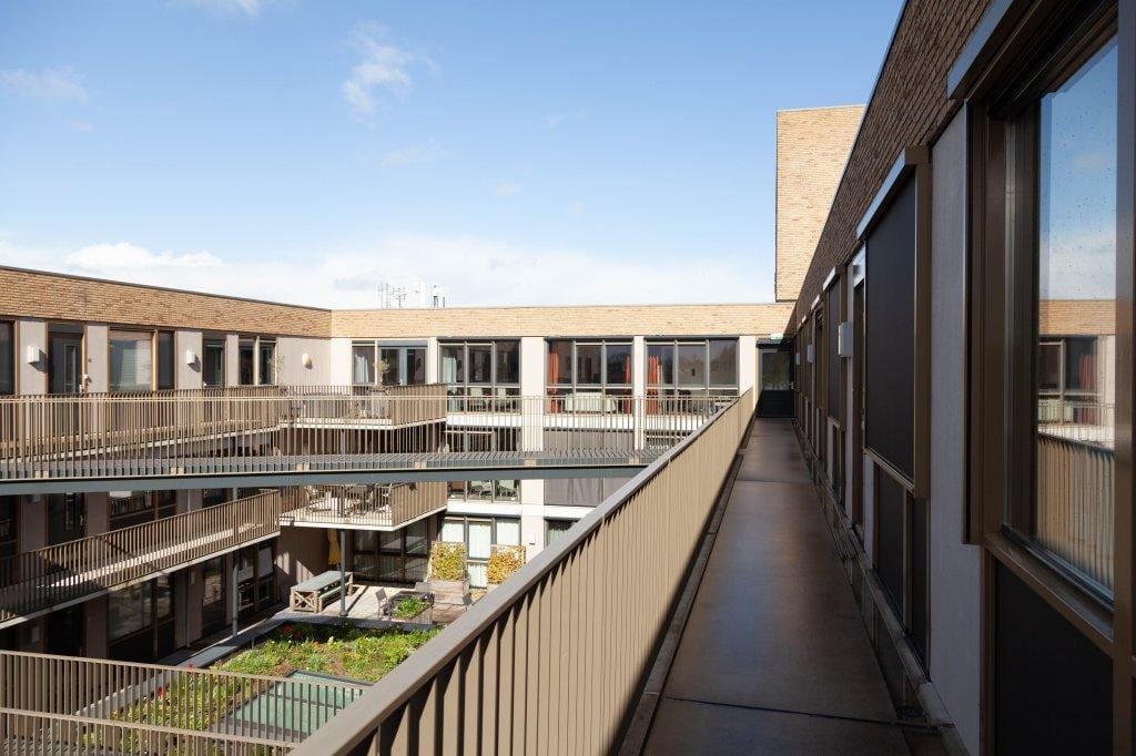 Photo 21 of Burgemeester van der Postlaan 50